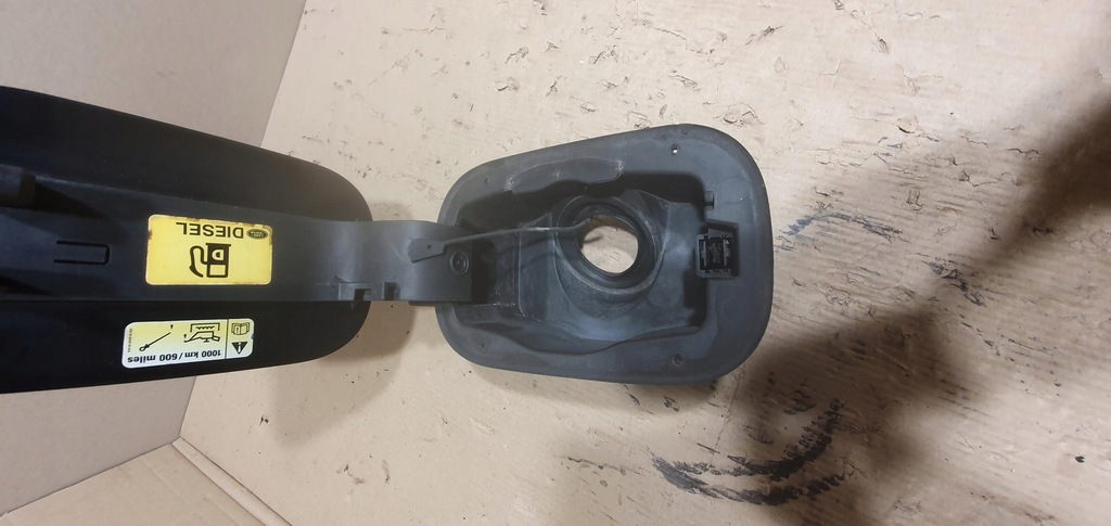 фото №8, Крышка заливной топлива land rover discovery iii lak.lrc697