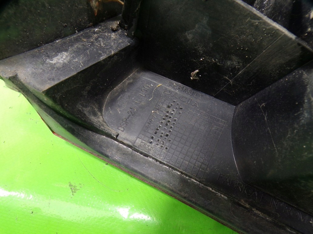 фото №7, Dacia logan лампа задняя задняя левая