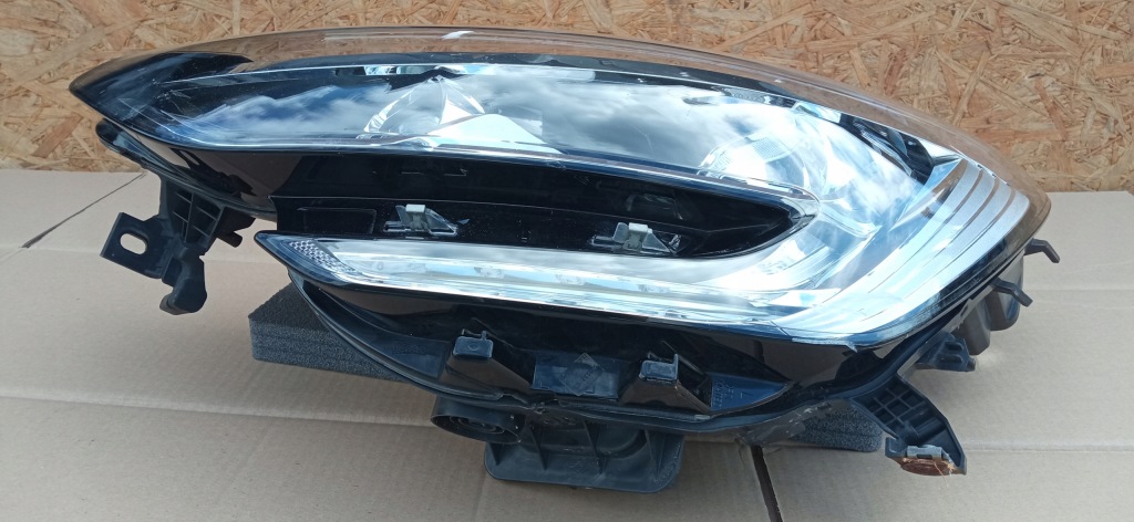 Renault megane iv 4 16- фара фара левый перед led h7 260603157r в Украине