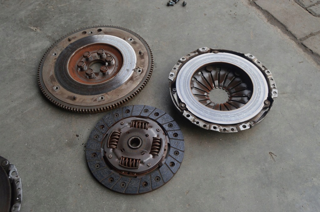 фото №1, Smart fortwo i зчеплення / комплект 3082000595