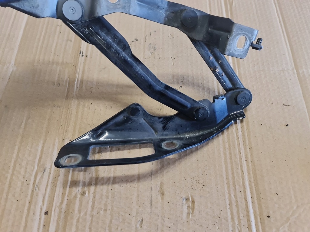 фото №6, Петля капот лівий audi tt 8n 8n0823301