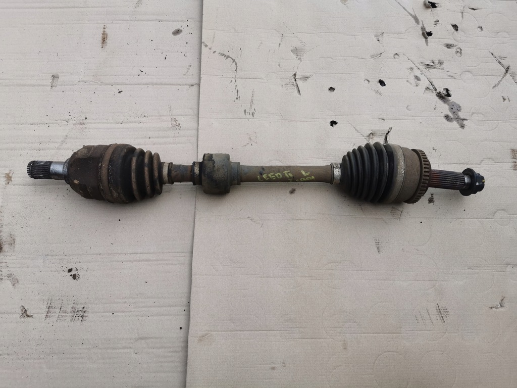 фото №1, Kia ceed ii привідний вал ліва 1.6crdi