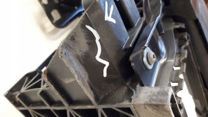 фото №6, Ford fiesta 2017 усилитель