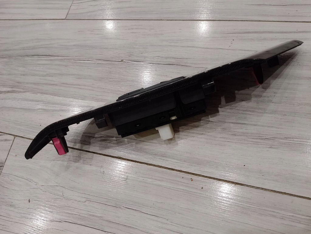 фото №3, Переключатель кнопка стекло 192966 74231-48110 lexus rx