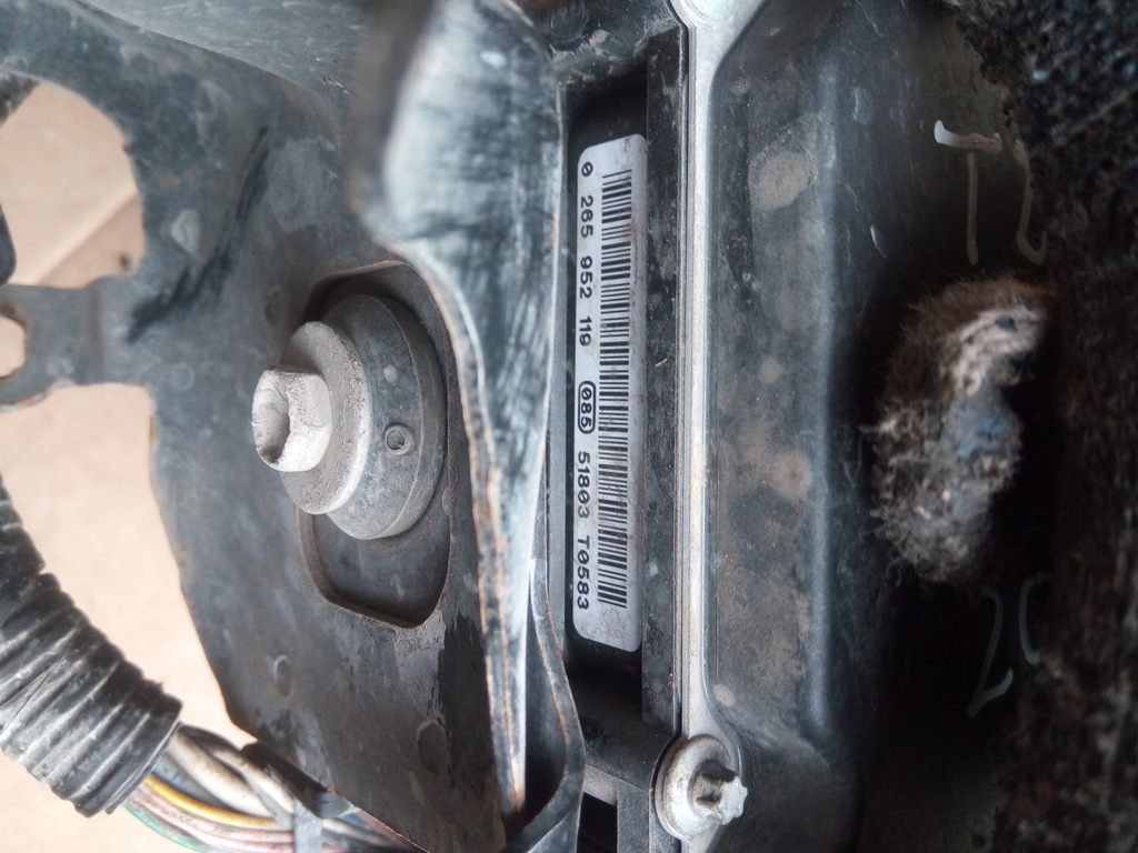 фото №6, Toyota avensis t27 09-15 насос abs 44540-05140