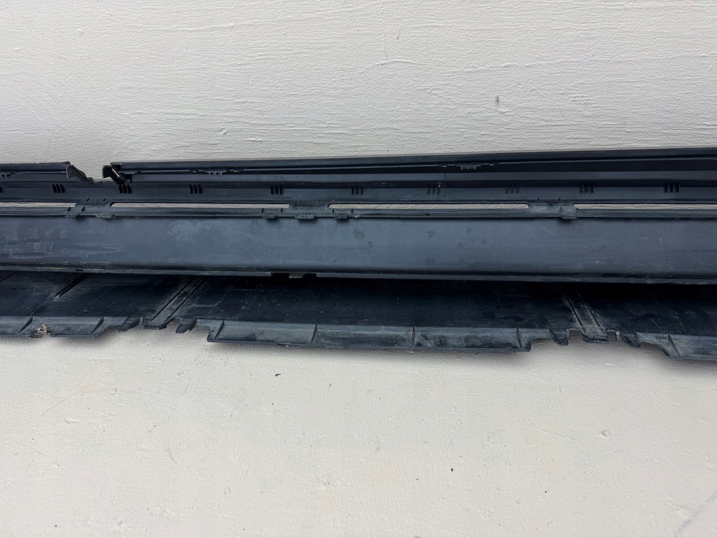 фото №14, Mercedes gls x167 amg 19r- молдинг накладка порог левая a1676986500