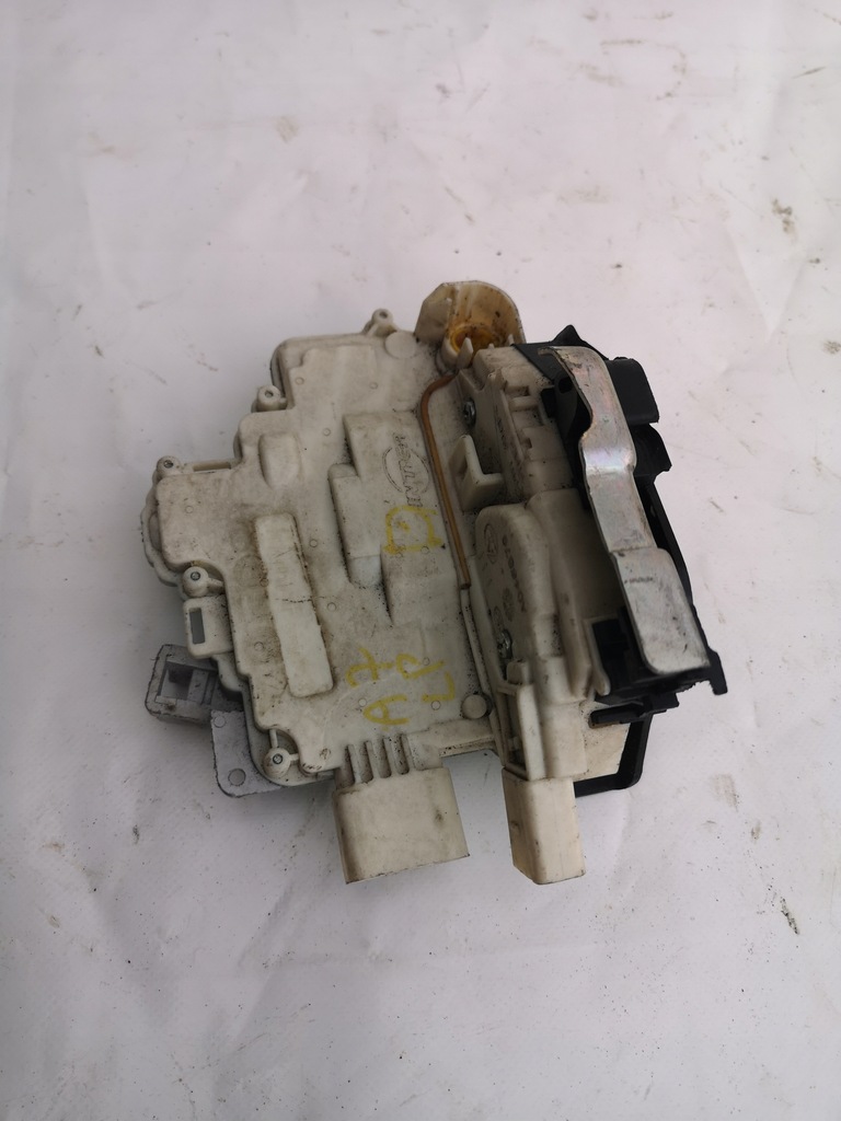 фото №1, Audi a6 c7 a7 4g замок двері лівий перед keyless go 9+3