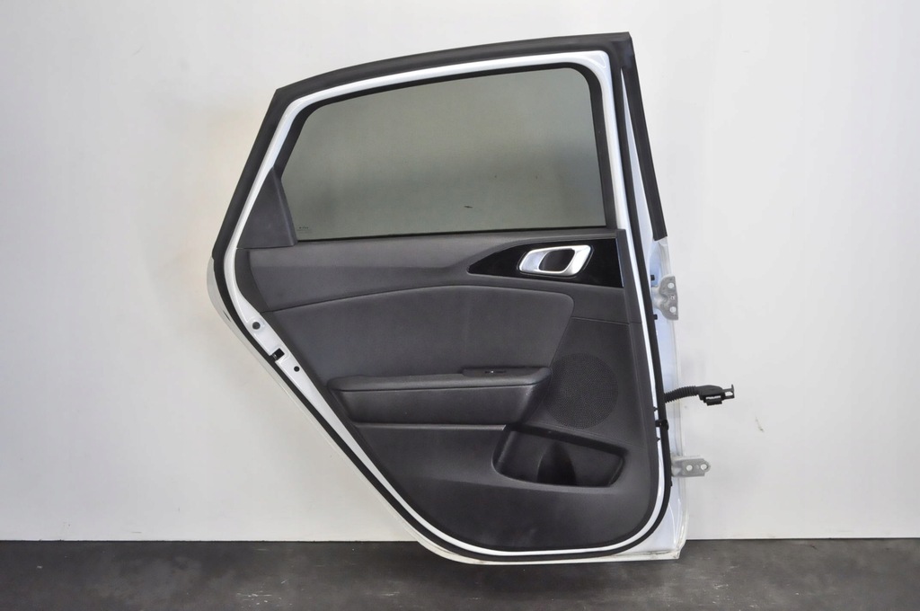 фото №9, Kia ceed iii двері лівий задня задні hw хетчбек 5 двері