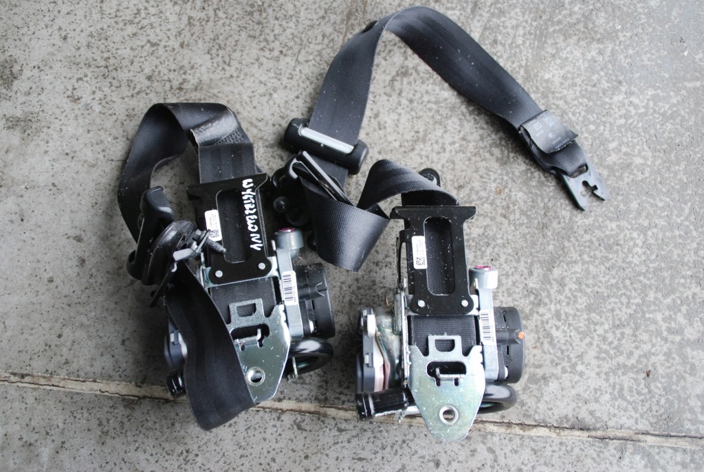 фото №4, Volvo s60 ii v60 pas безопасности перед левый 10-