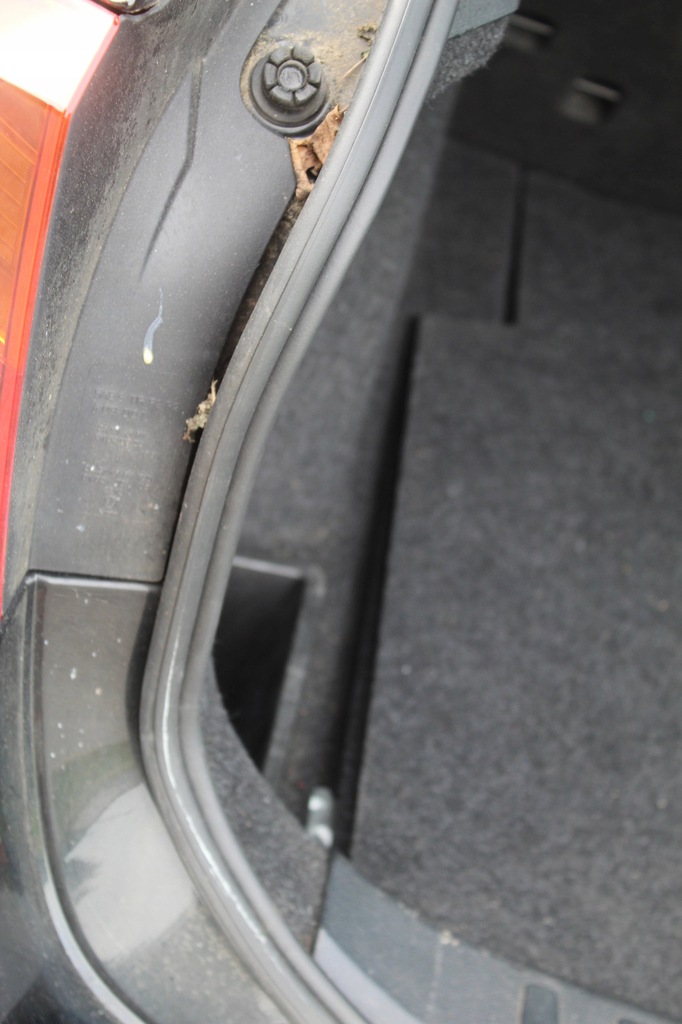 фото №10, Прокладка багажника bmw x1 e84