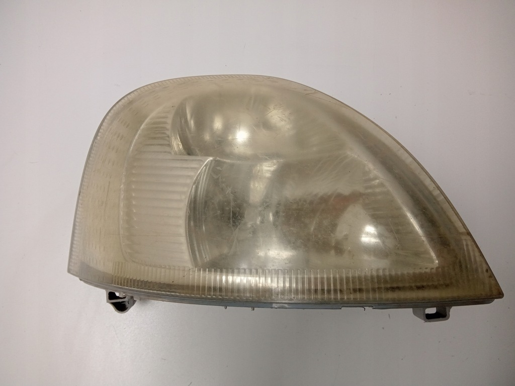 фото №8, Лампа права перед renault master ii 8200163518