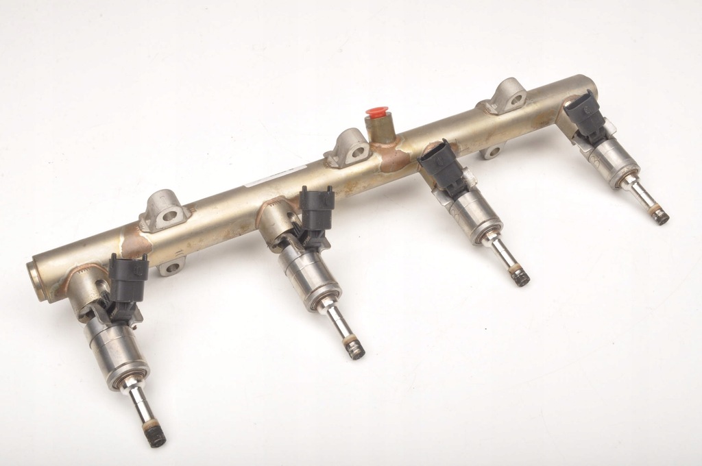 фото №1, Ferrari california 4.3 f149 молдинг впрыскная