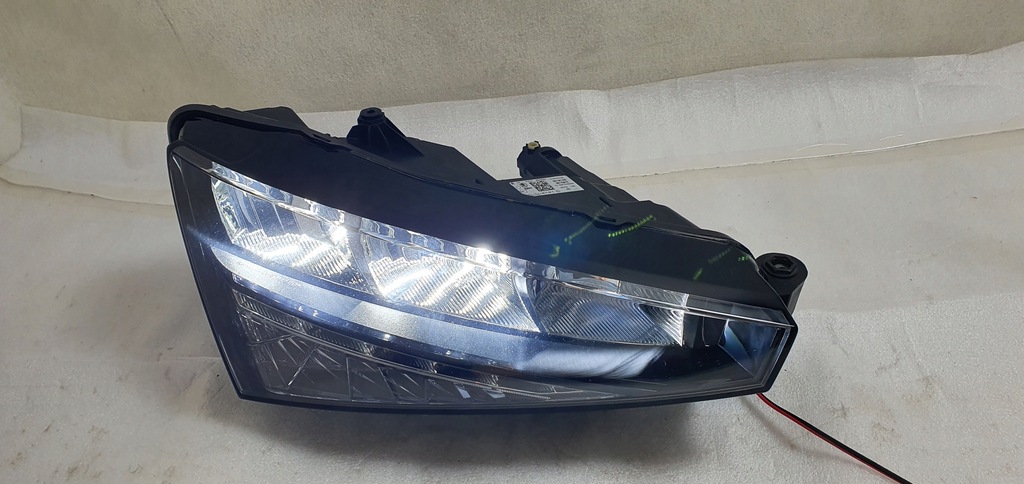 фото №10, Лампа права перед skoda scala h7 led 10 pin 19-