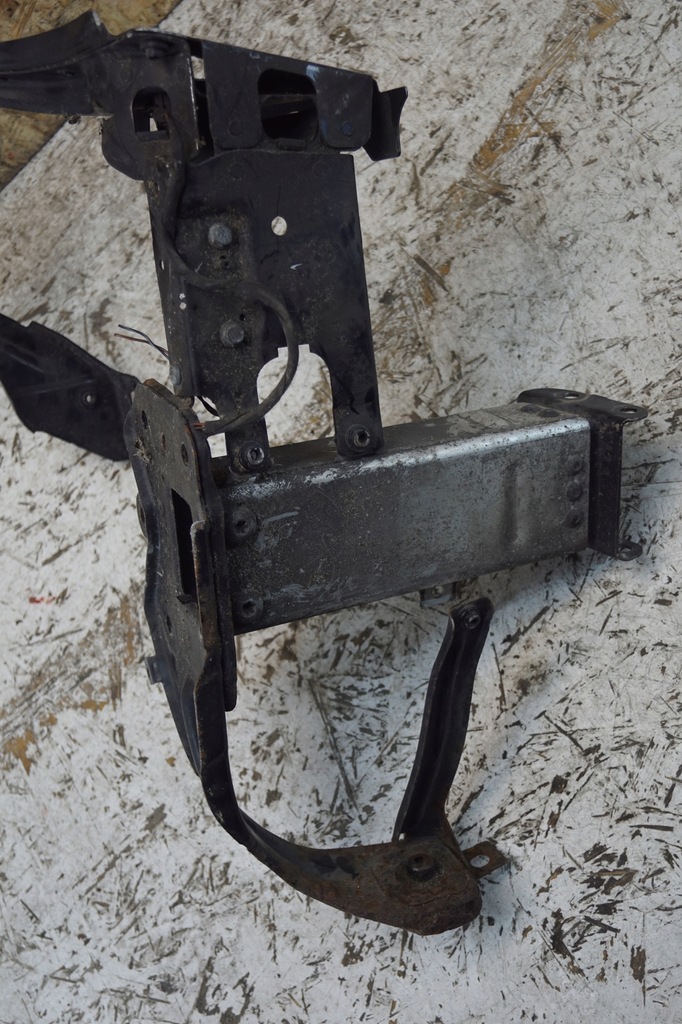 фото №8, Зона деформації панель фари лівий перед mercedes w211