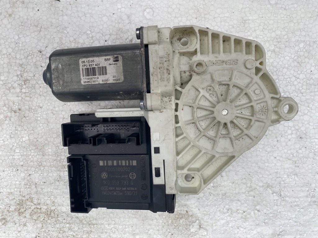 фото №1, Моторчик вікон лівий перед leon