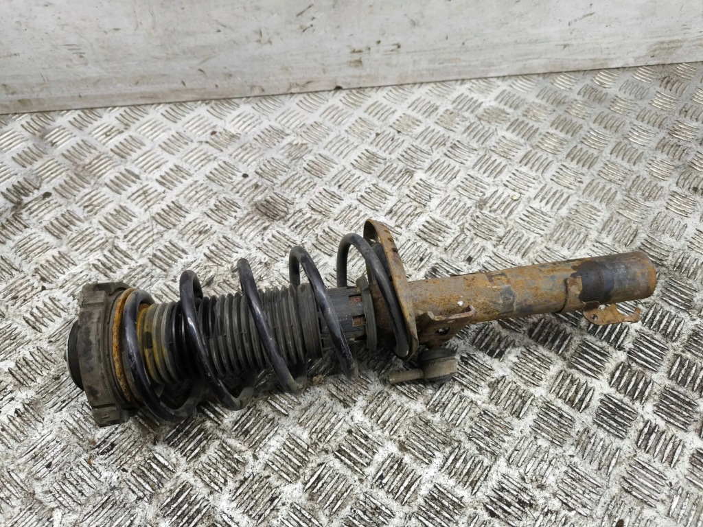 Купить Audi a2 2001 правая сторона амортизатор передний