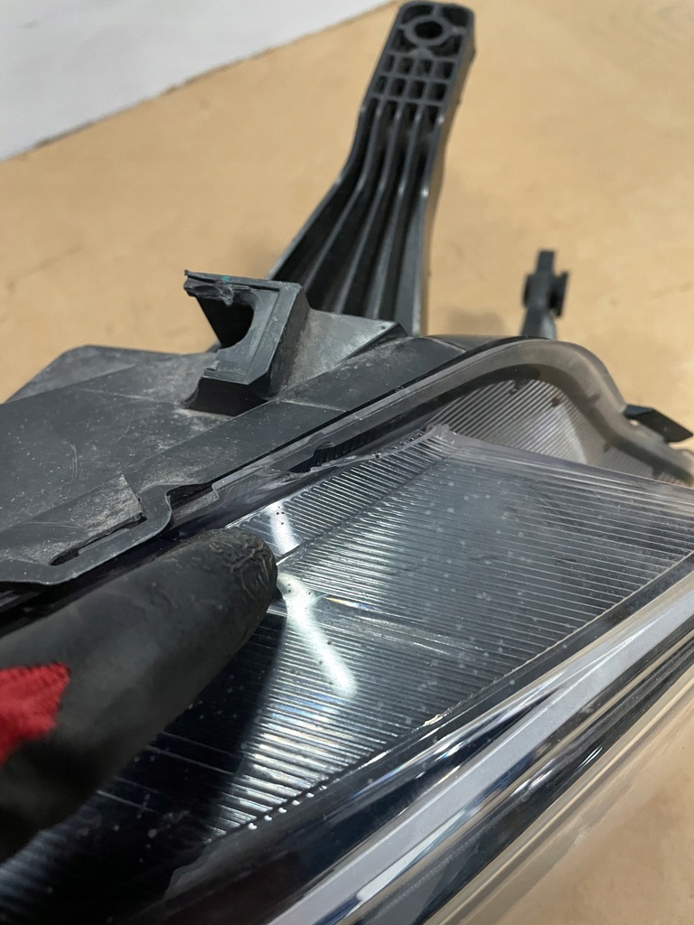 фото №10, Mg zs лампа правая перед передняя 81051-110s40 europa