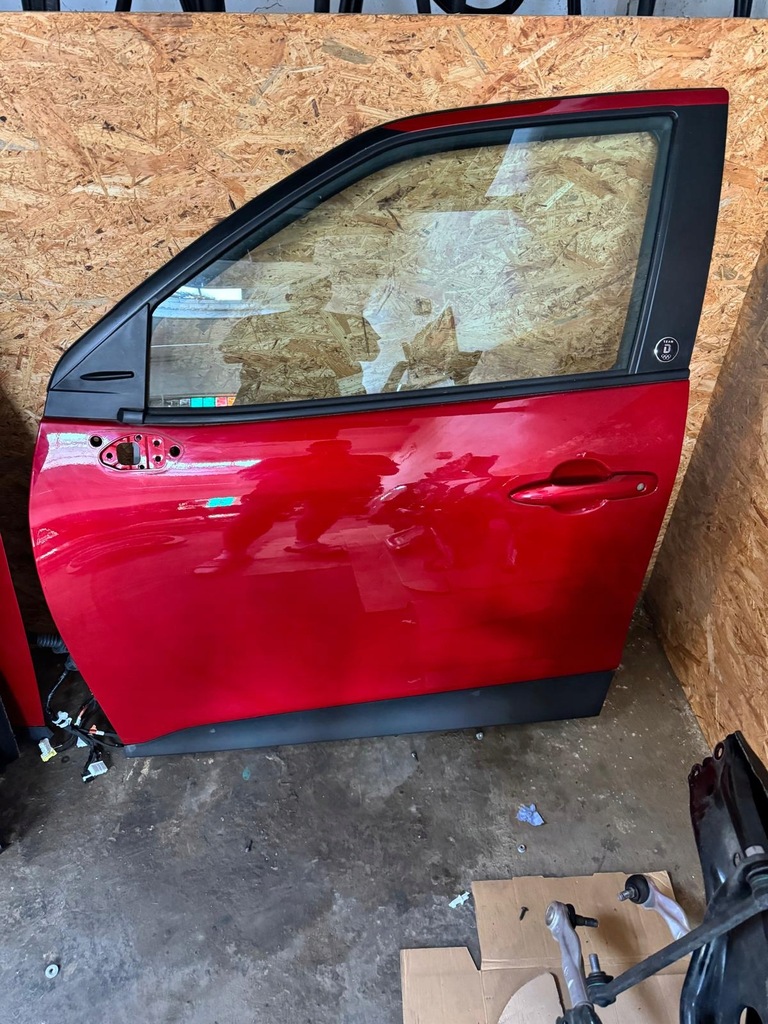 фото №1, Дверь левый перед toyota yaris cross kross 3u5 2sz w-wa