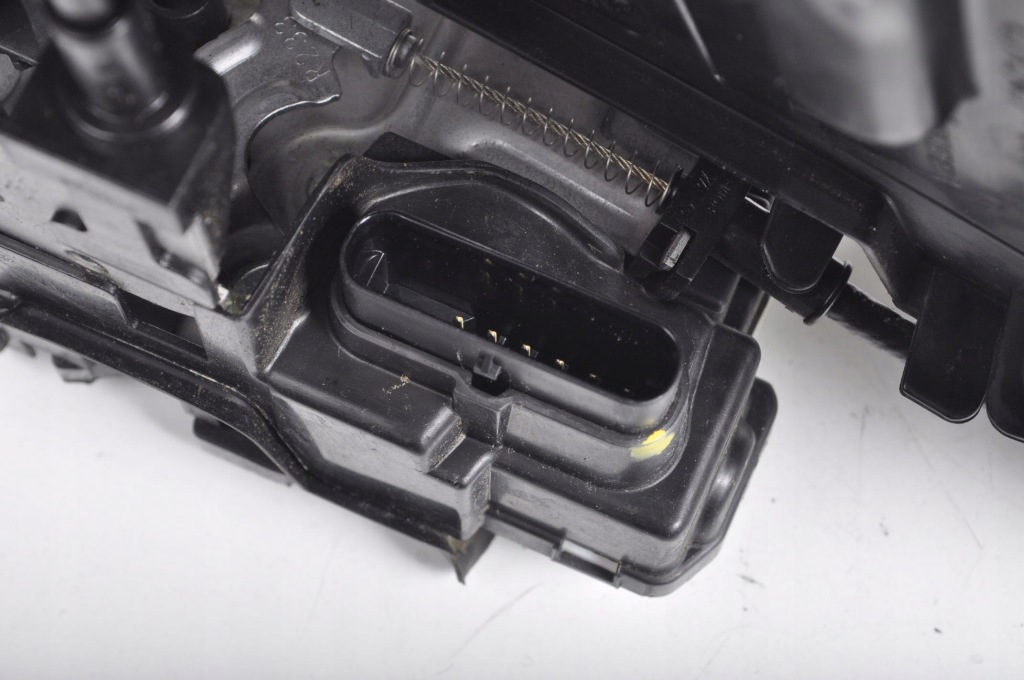 фото №8, Volvo s60 v60 ii замок двері правий перед 31462456