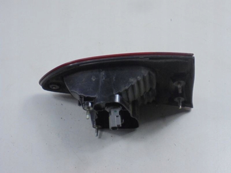 фото №8, Tribeca i b9 лампа задня права з кришки 2zr946090