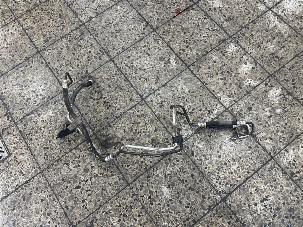 фото №3, Шланги трубки провода усилителя герметичные renault master 4 iv