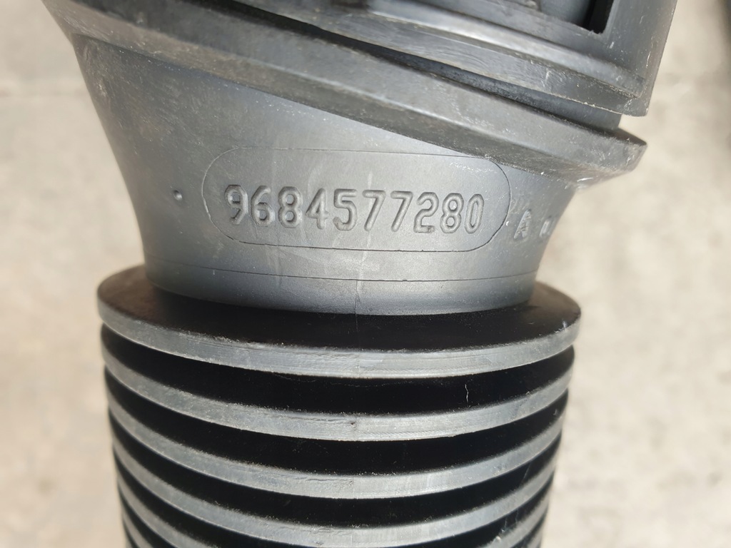 фото №8, Корпус резонатор citroen c3 1.4 vti 9672709380