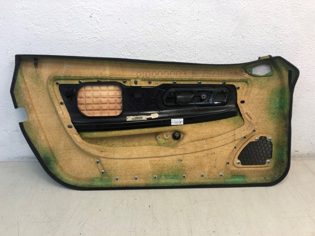 фото №7, Обивка дверь правая обшивка mercedes r170 2.0 99r