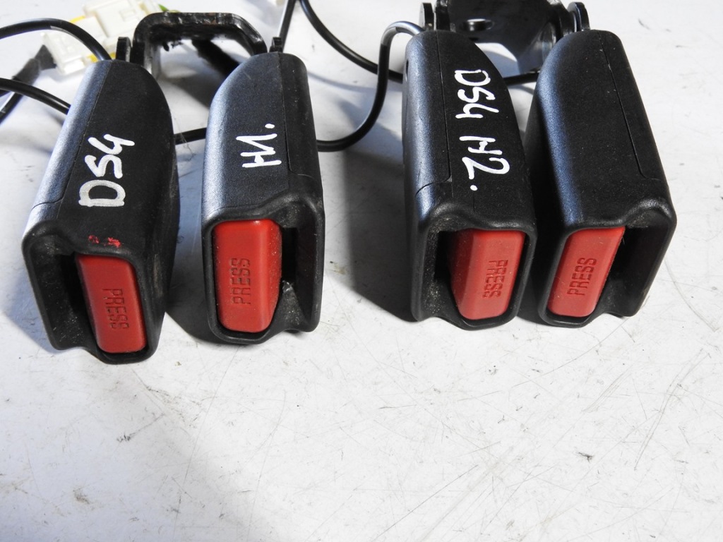 фото №12, Citroen ds4 11-15 кліпса поперечина задня 96737609xt