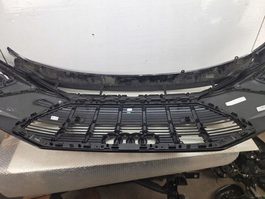 фото №7, Бампер audi -e-tron 4k 4ke s-line оригінал оригінальний номер aso решітка радіатора накладка спойлер