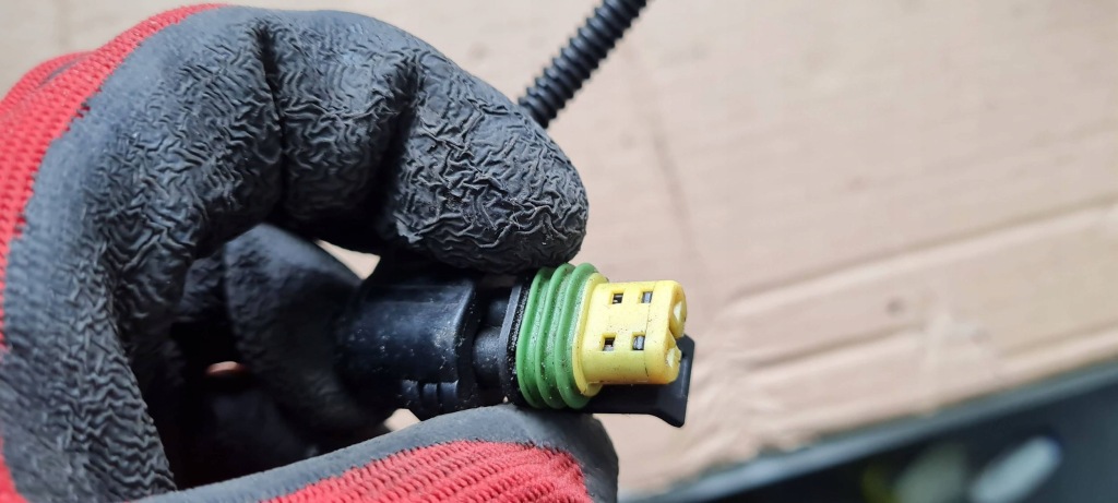 Maserati quattroporte vi штекер колодка з'єднувач рейки рульового управління Недорого