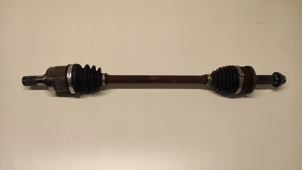 фото №1, Hyundai i20 ii 1.2 бензин g4la приводной вал półośka левая 14-19