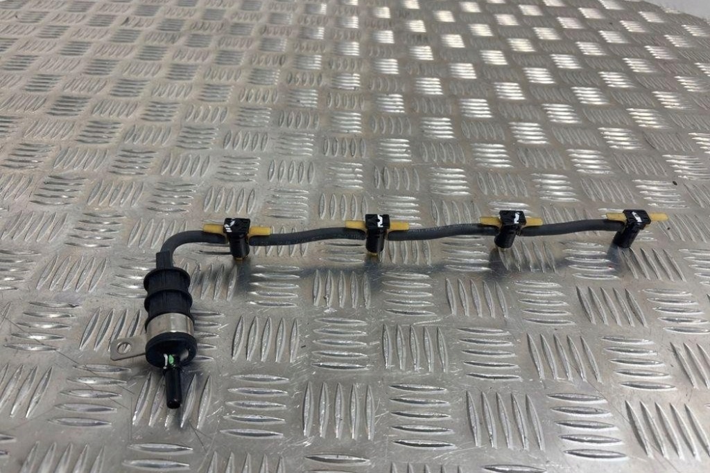 фото №1, Труба обратная топлива renault laguna iii grandtour kt0/1 pa66gf30 2.0l