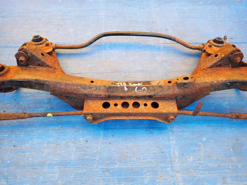 фото №4, Toyota avensis t25 03- балка підвіска заднього