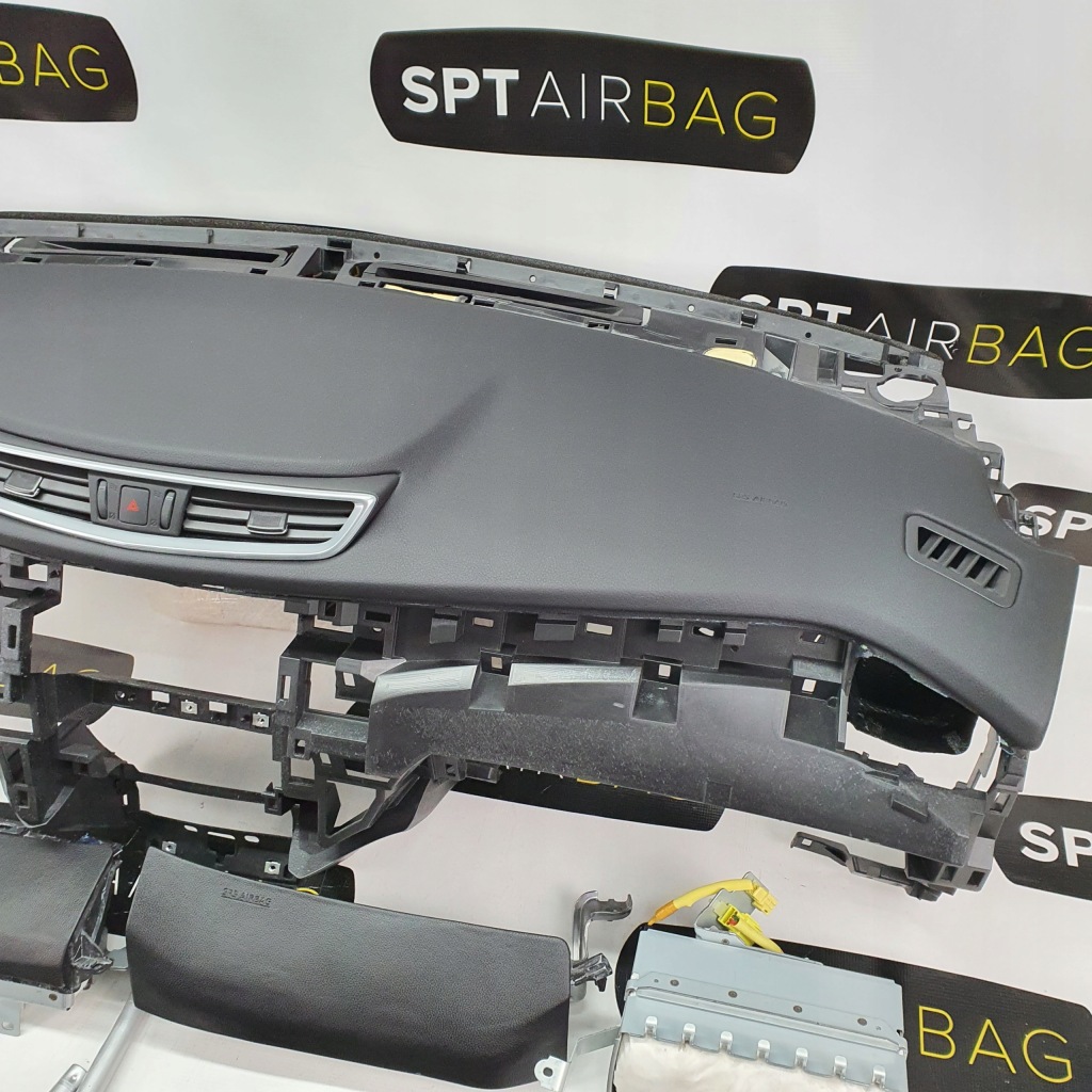 фото №4, Rogue приборная панель консоль подушки безопасности ремни подушка безопасности