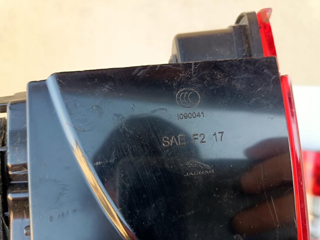 фото №6, Jaguar xf x260 kombi sportbrake лампа правий задня кришки права задня usa