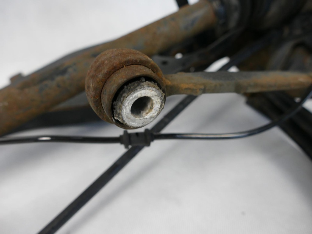 фото №6, Mercedes slk r171 3.5 v6 ступица рычаги приводной вал l.t.