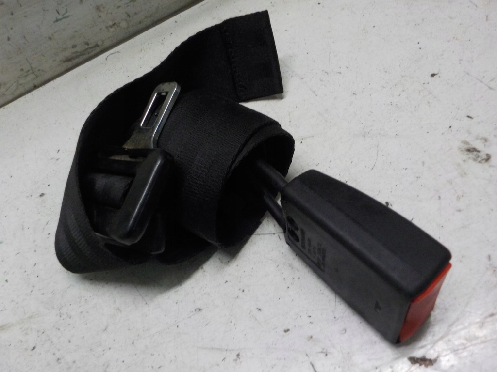 фото №1, Skoda octavia i кліпса поперечина задня