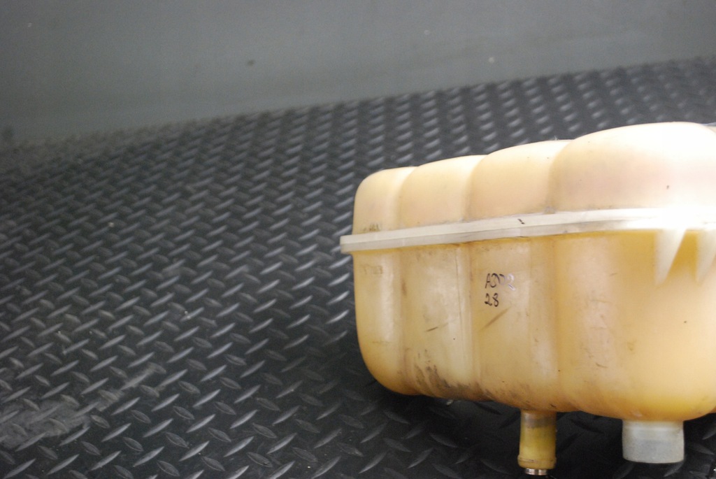 фото №5, Бачок расширительный audi a8 d2 4.2 4d0121403d