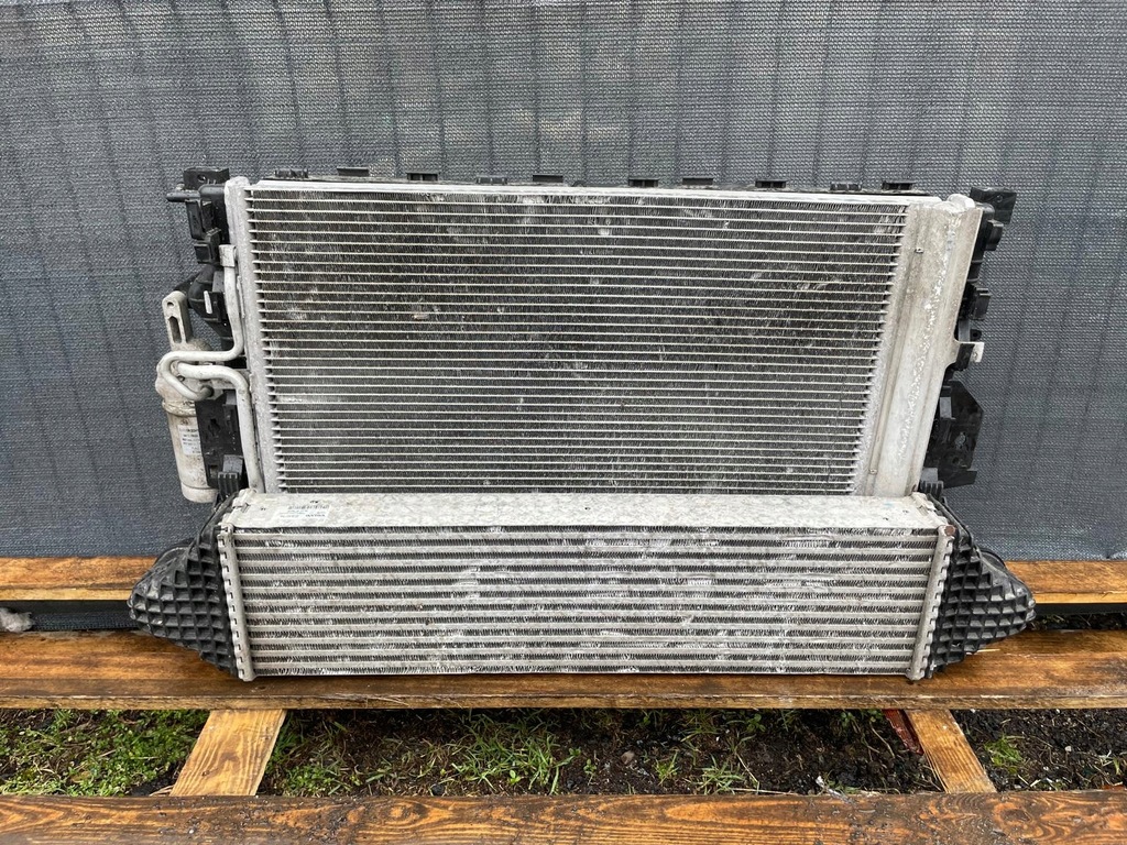 фото №1, Комплект радиатор volvo v40 ii pń