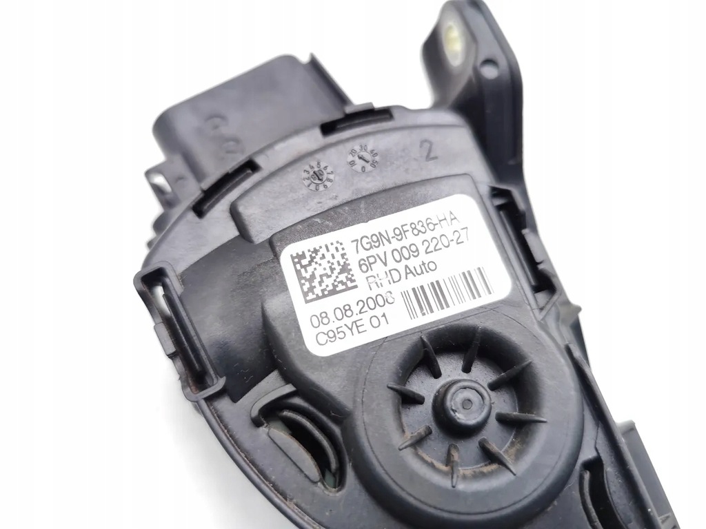 фото №7, Land rover freelander 2 педаль газа / ускорения 2.2 td4 4x4 дизель 2008