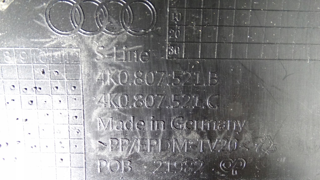 фото №13, Audi a6 c8 s-line 2018- дифузор накладка бампера задня 4k0807521b 4k0807521c