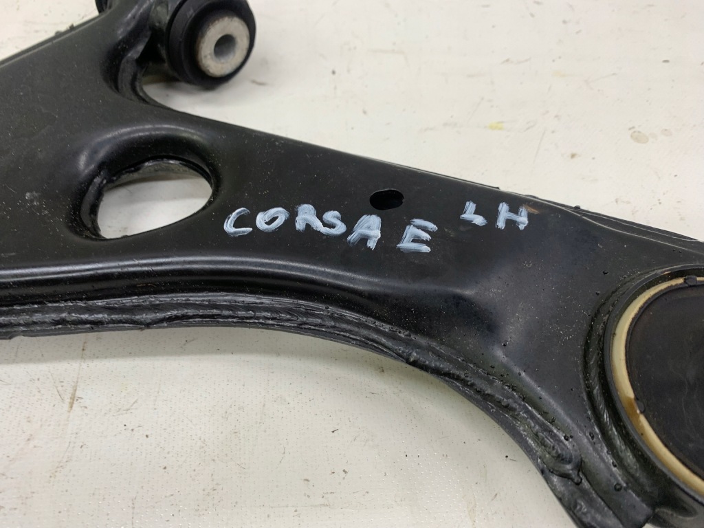 фото №2, Opel corsa e рычаг левый перед