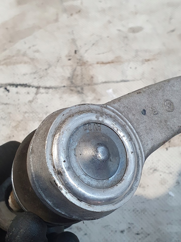 фото №7, Наконечник тяга кермовий права mercedes x247 glb 22r.