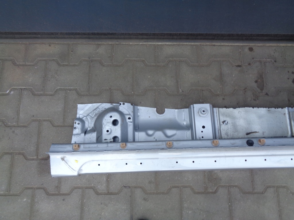 фото №6, Bmw 1 f21 3d порог правый блок двигателя a83