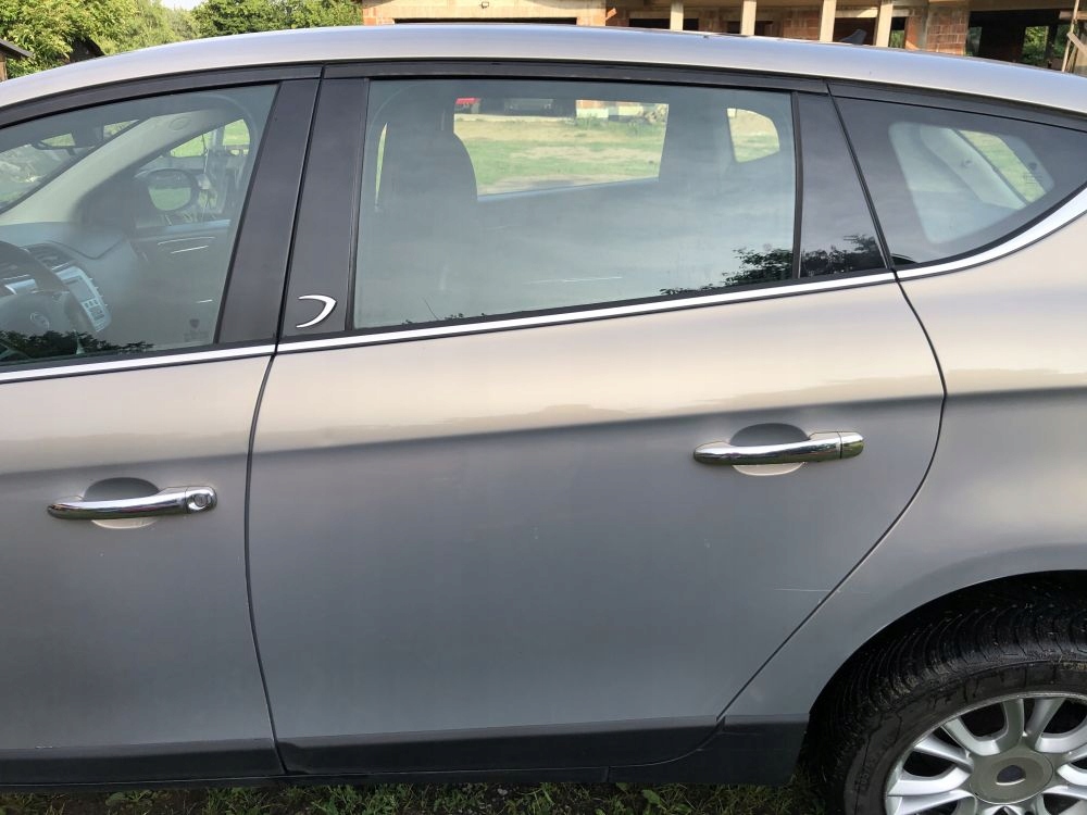 фото №1, Lancia delta iii 3 двері ліва задня задні 279