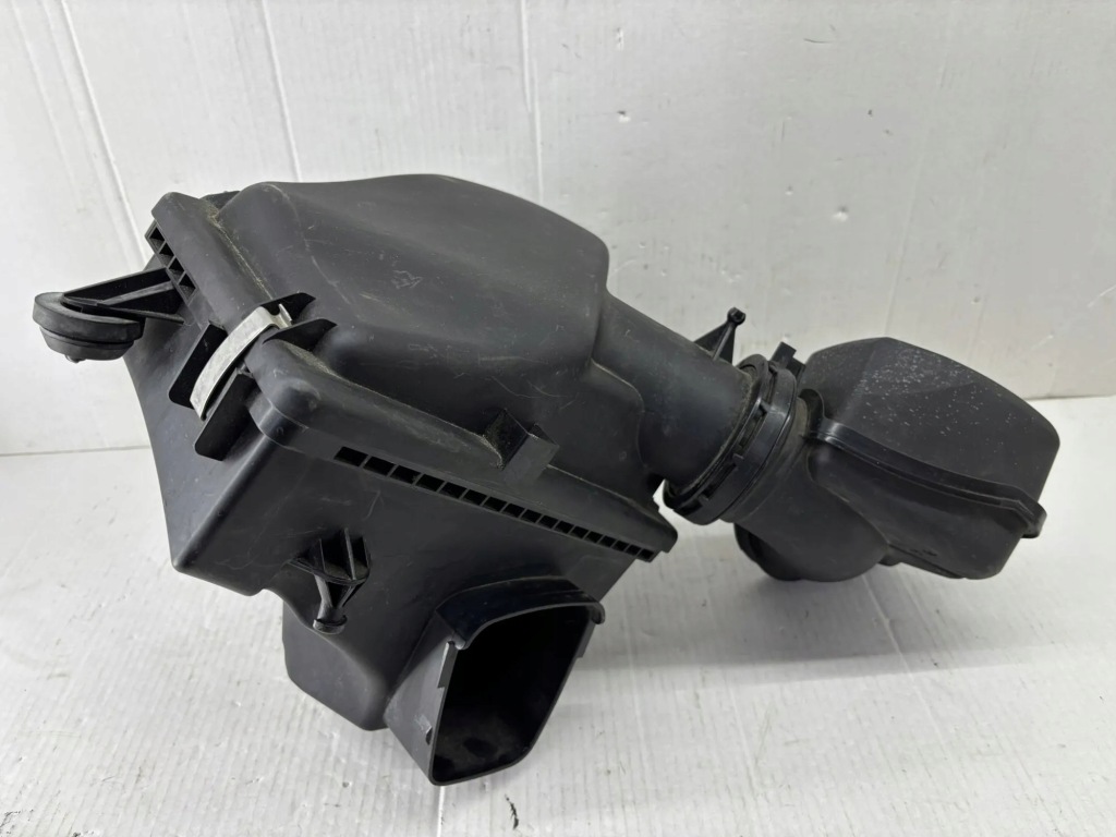 фото №1, Bmw 3 f30 f35 f31 2016 корпус фільтра повітря