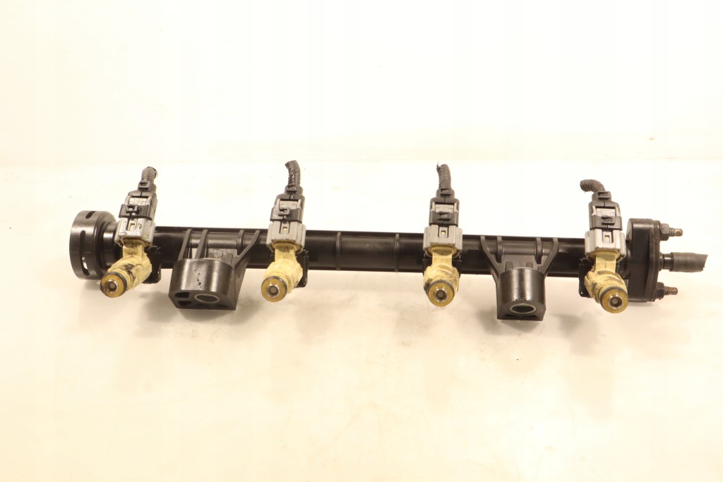 Купити Молдинг упорскування kia sportage ii рестайлінг  2.0