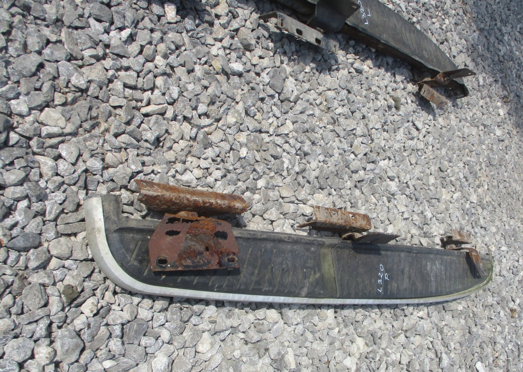 Подножка порог левая range rover sport 1 l320 с Разборки