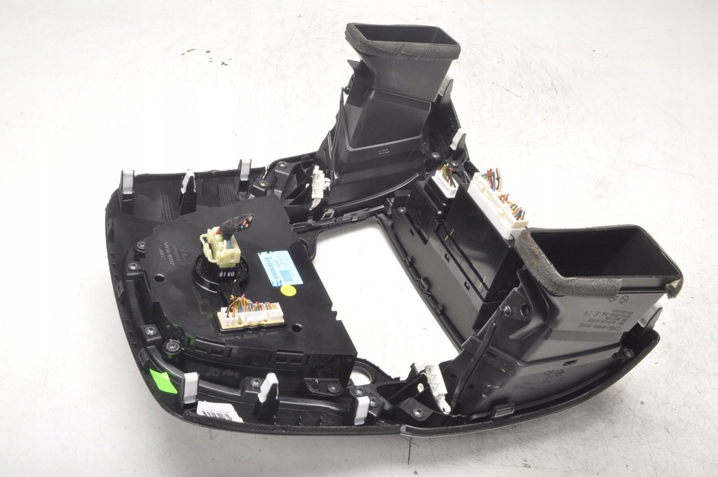 фото №9, Hyundai ix20 панель кондиционера 97250-1k0704x