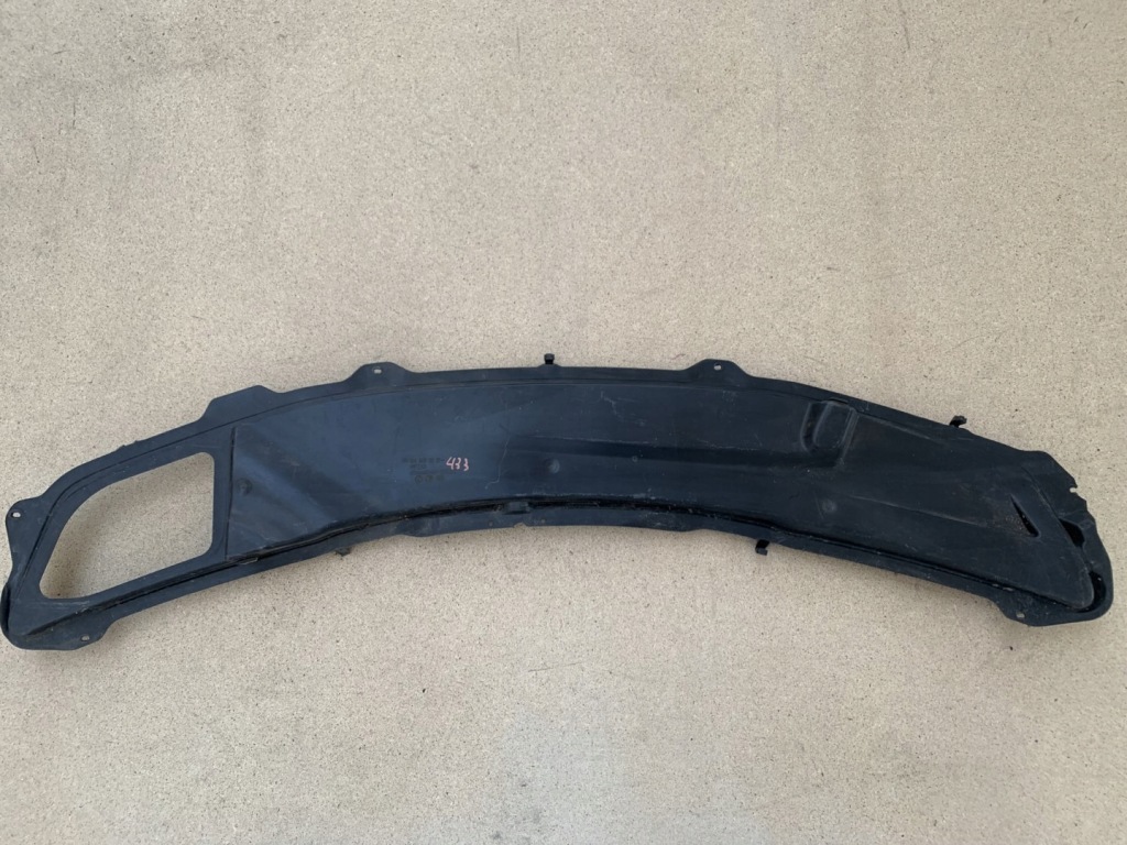 Купити Жабо нижні mercedes ml w164 1648800205